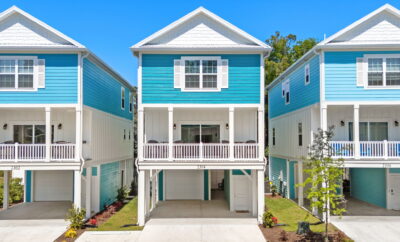 Walk to the Beach! Brand New Home! – Sleeps 10