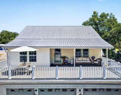 Upscale MarshWalk Luxury Stay-Walk to Restaurants