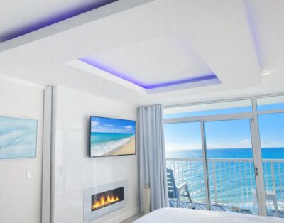 Modern Oceanfront Retreat | Wakeup to the View