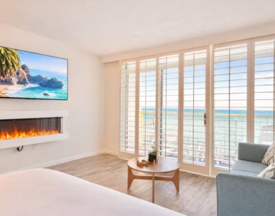 Oceanfront Romantic Escape